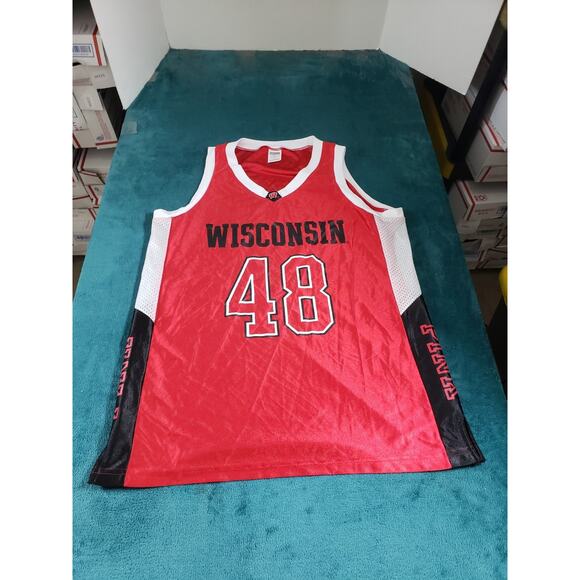Wisconsin Badgers Jersey Size Large Womens Red Victoria Secret Basketball NCAA - Picture 1 of 7
